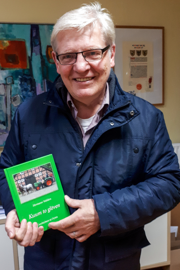 Hermann Wahlers präsentiert sein Buch "Kuum to glöven”